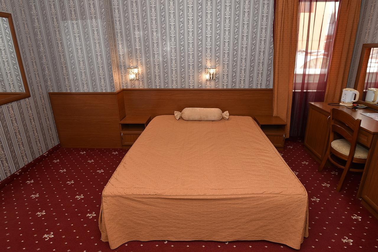 Vesta Hotel มอนตานา ภายนอก รูปภาพ