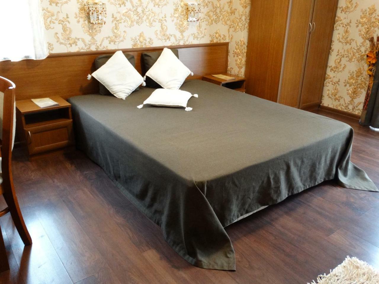 Vesta Hotel มอนตานา ภายนอก รูปภาพ
